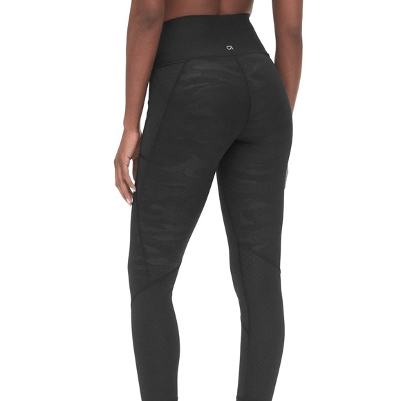 GAP | Sculpting High Rise 7/8 Leggings - Picture 1 of 10